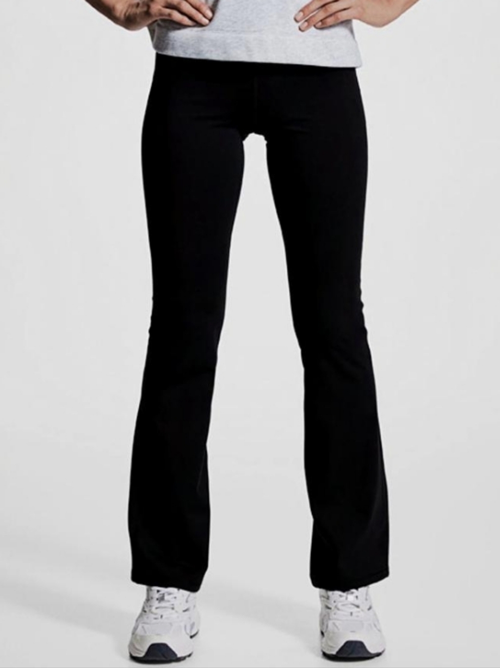 H&M 🖤 Flared Sports Leggings with DryMove™ 🖤 SMALL 🖤 NWT